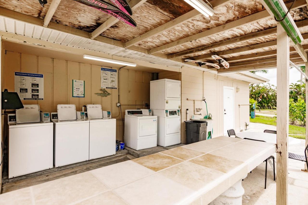 Poolside King Cottage With Kitchen - 10 Minutes To Beach! Fort Myers Exterior foto